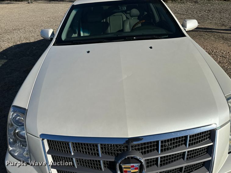 image for item NU9473 2010 Cadillac  STS 