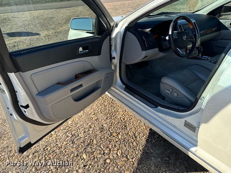 image for item NU9473 2010 Cadillac  STS 