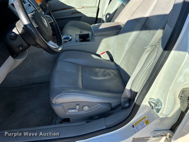 image for item NU9473 2010 Cadillac  STS 