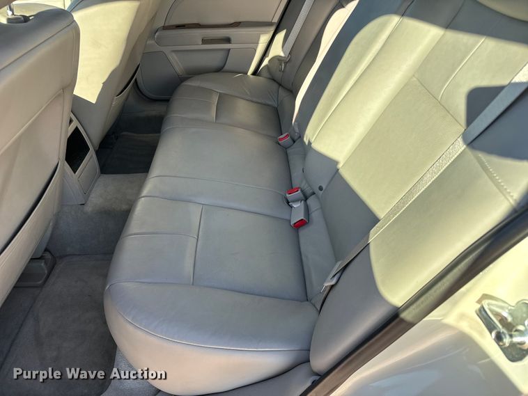 image for item NU9473 2010 Cadillac  STS 