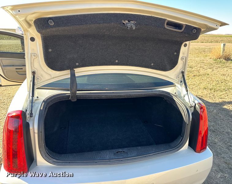 image for item NU9473 2010 Cadillac  STS 