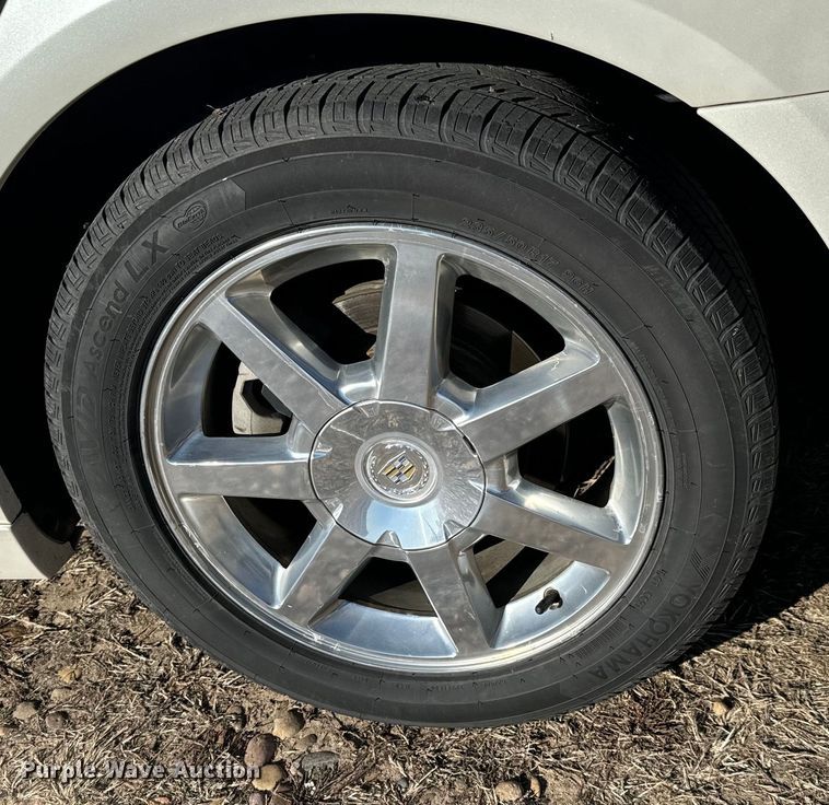 image for item NU9473 2010 Cadillac  STS 