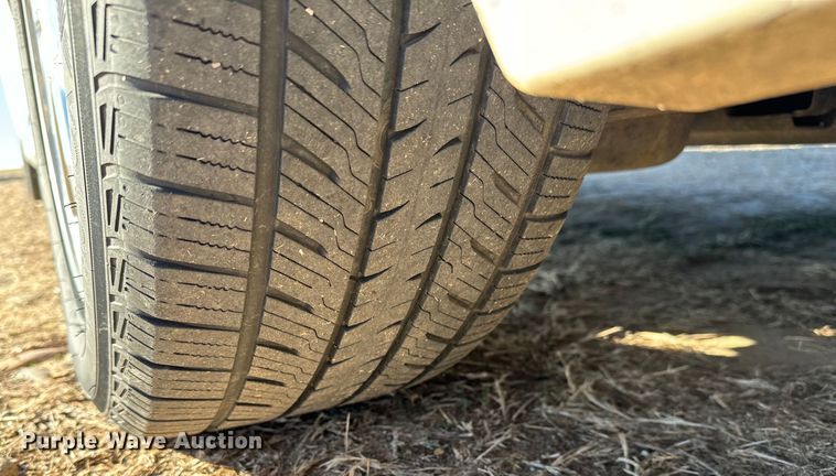 image for item NU9473 2010 Cadillac  STS 