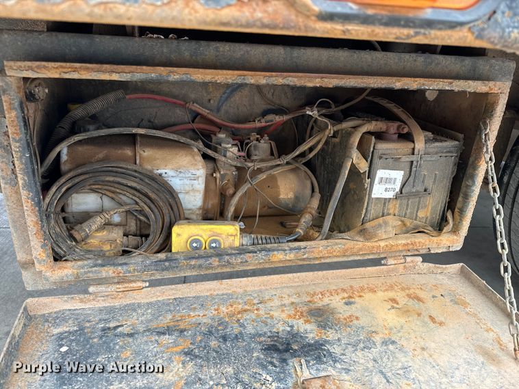 image for item NU9507 2019 PJ LD322 equipment trailer