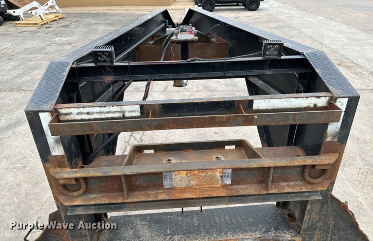 image for item NU9507 2019 PJ LD322 equipment trailer