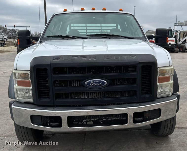 image for item NU9511 2008 Ford F450 Super Duty Crew Cab flatbed truck