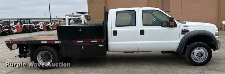 image for item NU9511 2008 Ford F450 Super Duty Crew Cab flatbed truck