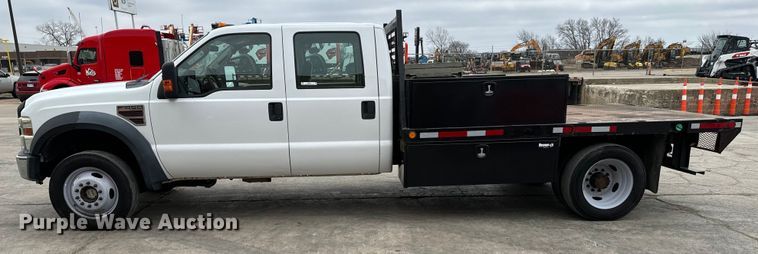 image for item NU9511 2008 Ford F450 Super Duty Crew Cab flatbed truck