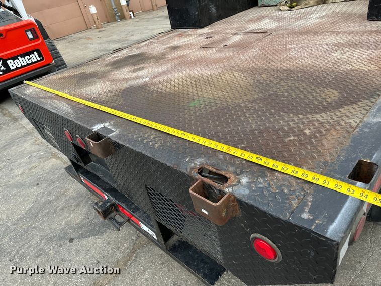 image for item NU9511 2008 Ford F450 Super Duty Crew Cab flatbed truck