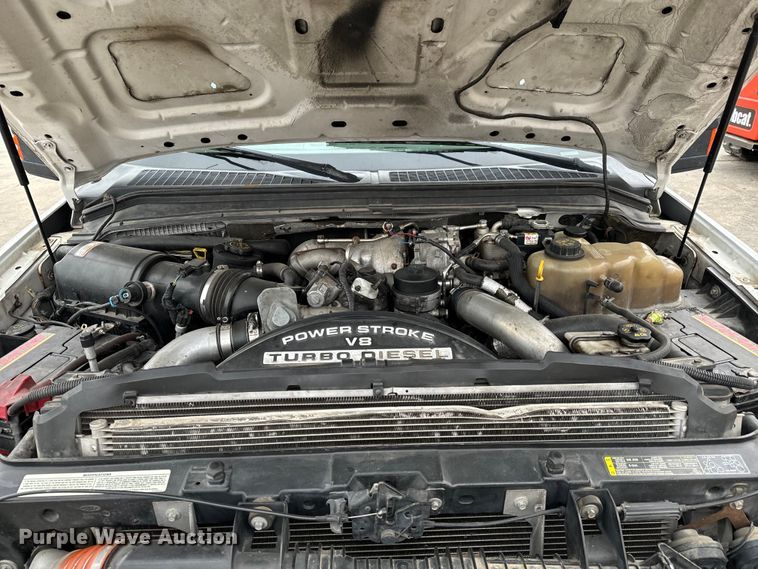 image for item NU9511 2008 Ford F450 Super Duty Crew Cab flatbed truck