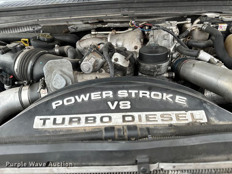 image for item NU9511 2008 Ford F450 Super Duty Crew Cab flatbed truck