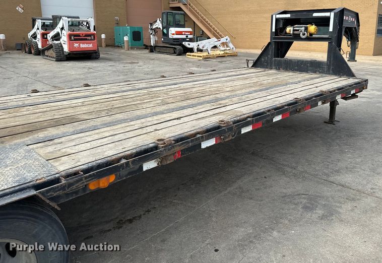 image for item NU9513 2019 PJ LY322 equipment trailer