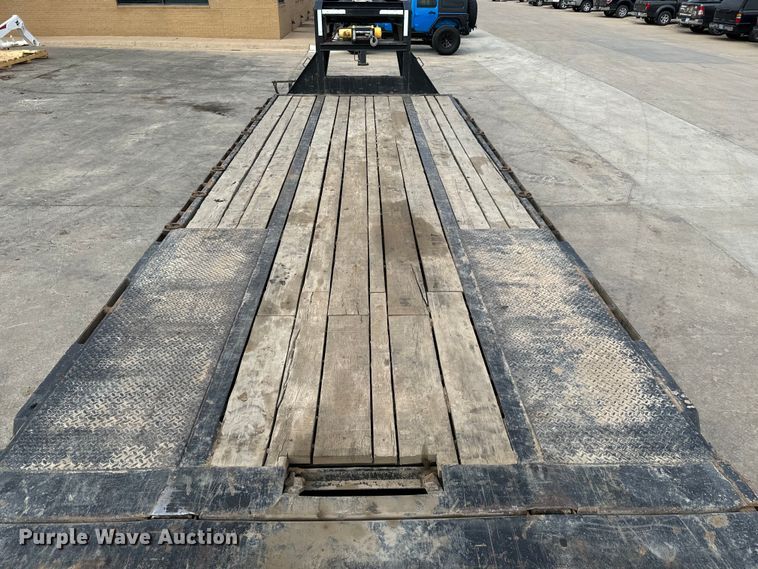 image for item NU9513 2019 PJ LY322 equipment trailer