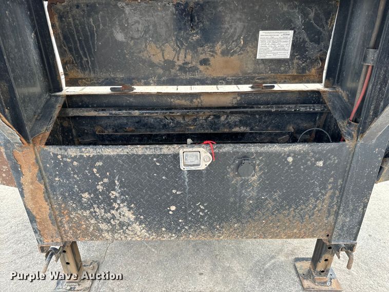 image for item NU9513 2019 PJ LY322 equipment trailer