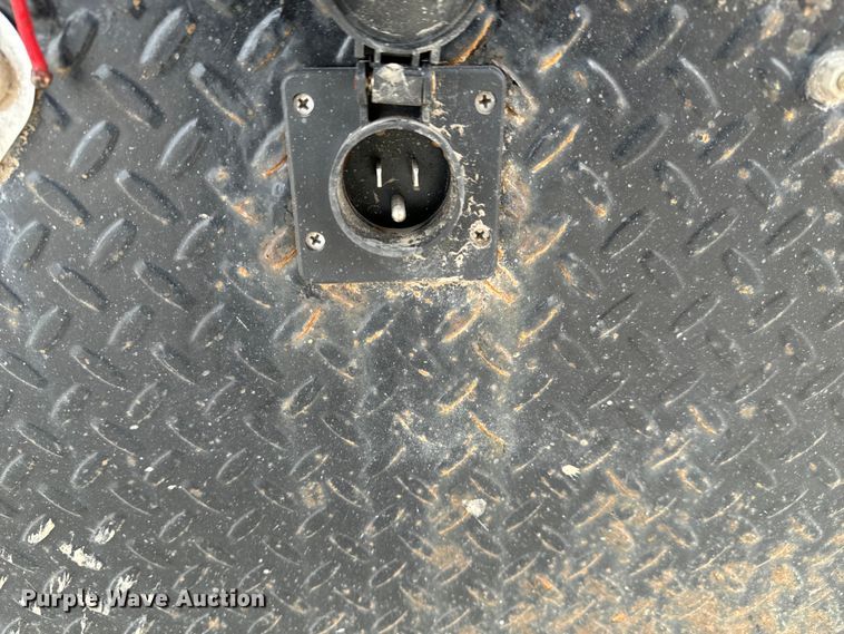 image for item NU9513 2019 PJ LY322 equipment trailer