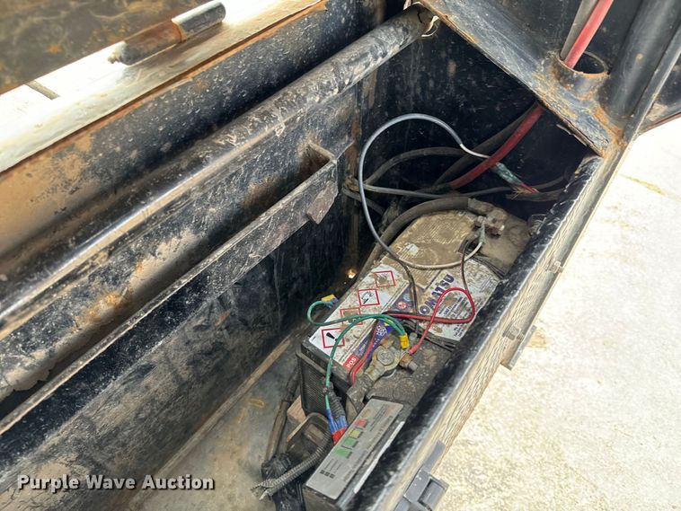 image for item NU9513 2019 PJ LY322 equipment trailer