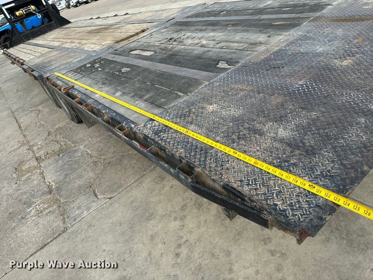 image for item NU9513 2019 PJ LY322 equipment trailer