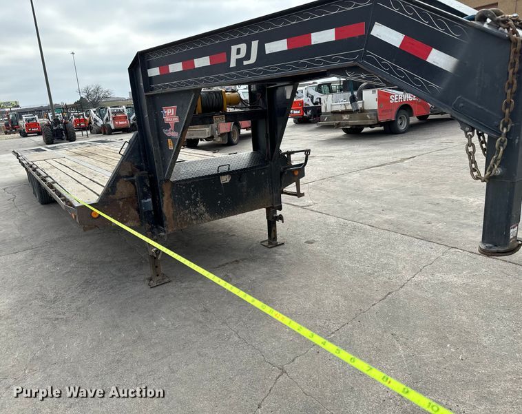 image for item NU9513 2019 PJ LY322 equipment trailer