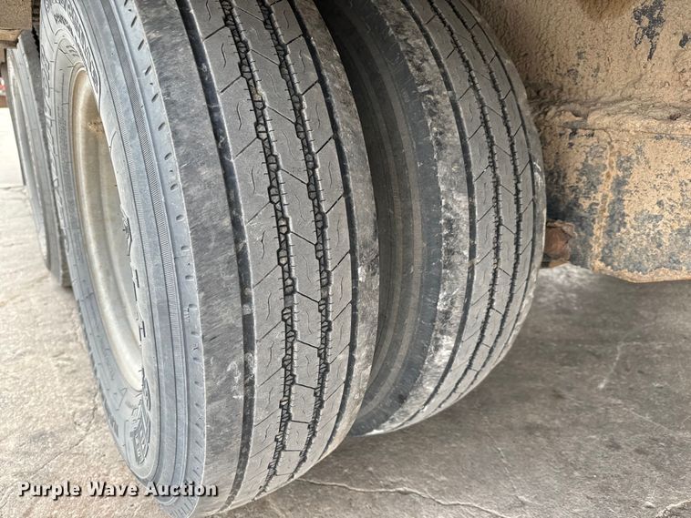 image for item NU9513 2019 PJ LY322 equipment trailer