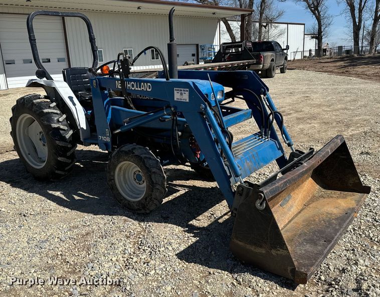 image for item NU9520 New Holland  1715 tractor