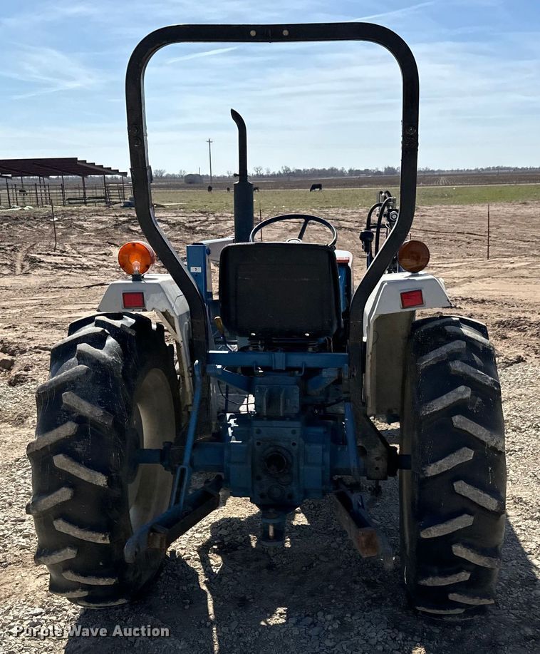 image for item NU9520 New Holland  1715 tractor