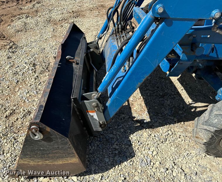 image for item NU9520 New Holland  1715 tractor