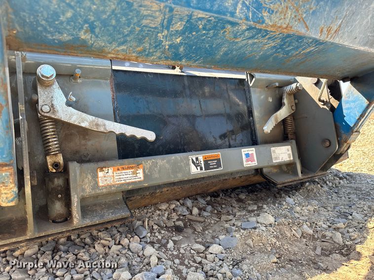 image for item NU9520 New Holland  1715 tractor