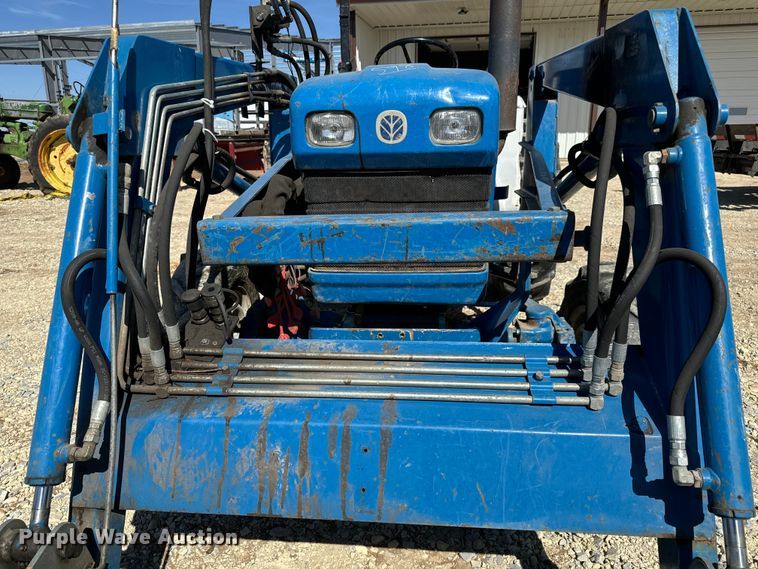 image for item NU9520 New Holland  1715 tractor