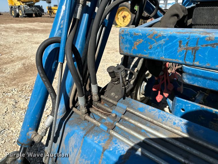 image for item NU9520 New Holland  1715 tractor