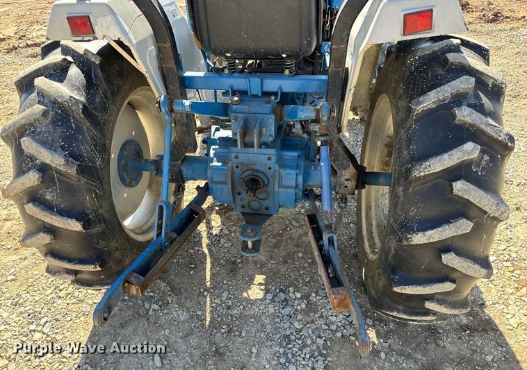 image for item NU9520 New Holland  1715 tractor