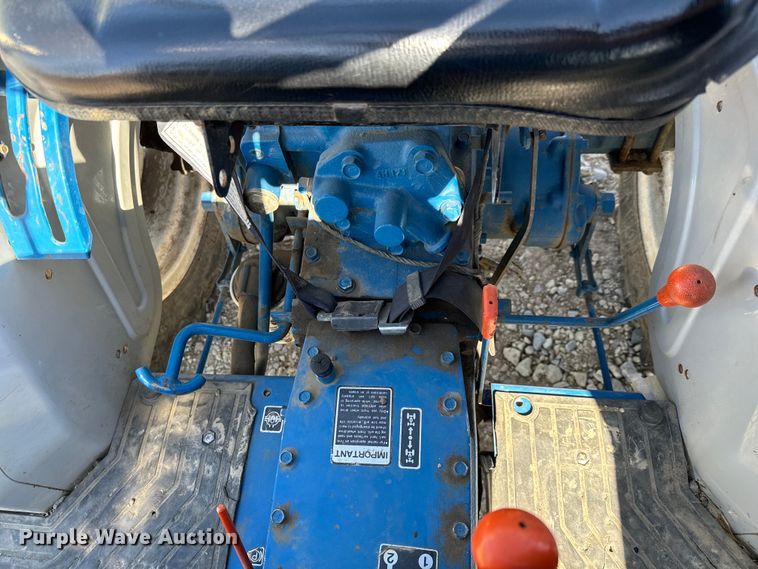 image for item NU9520 New Holland  1715 tractor