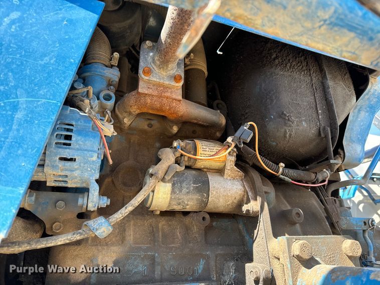 image for item NU9520 New Holland  1715 tractor