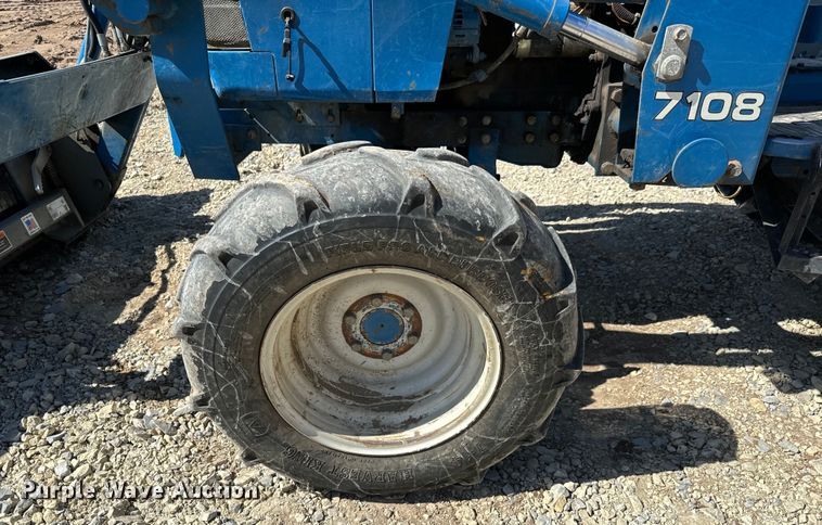 image for item NU9520 New Holland  1715 tractor