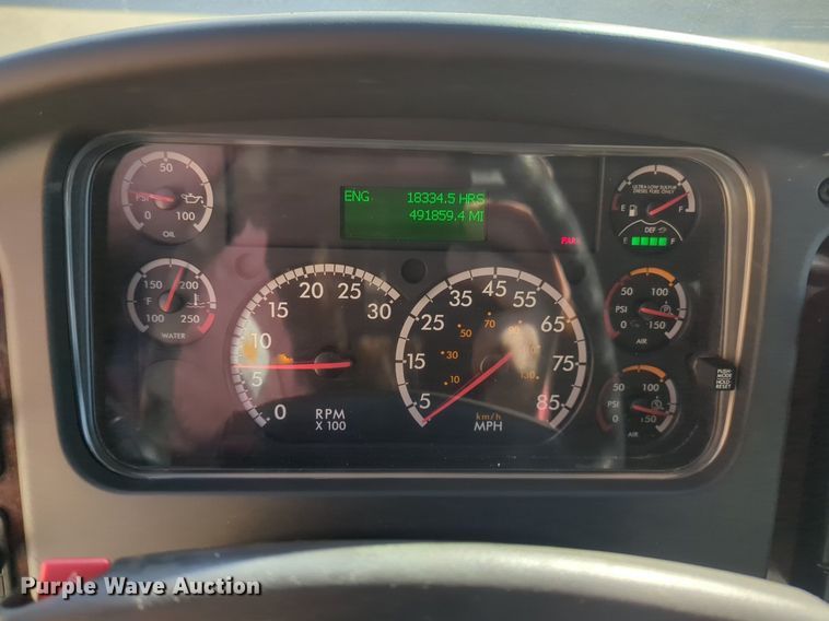 image for item NZ9303 2016 Freightliner Business Class M2 box truck