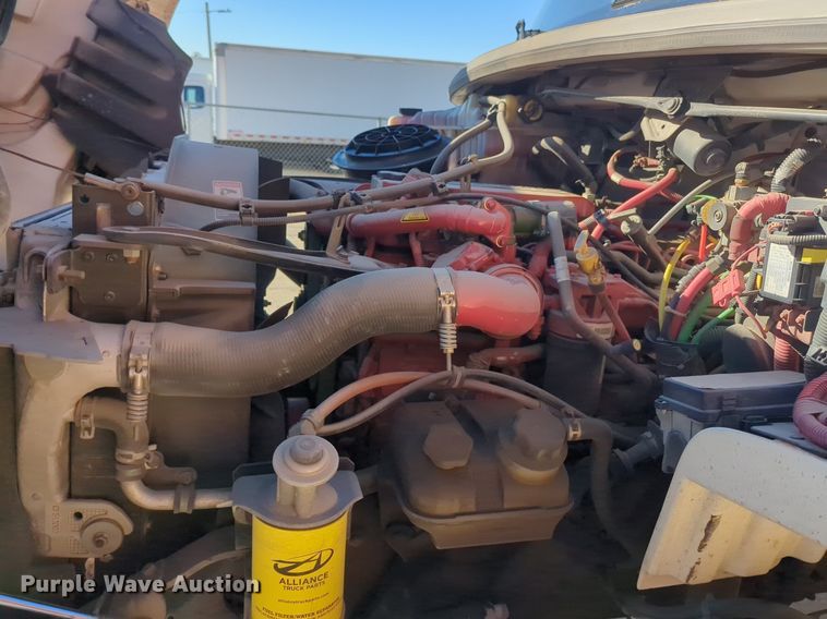 image for item NZ9303 2016 Freightliner Business Class M2 box truck