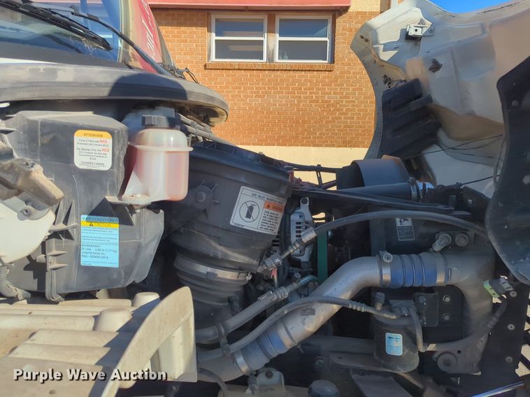 image for item NZ9303 2016 Freightliner Business Class M2 box truck