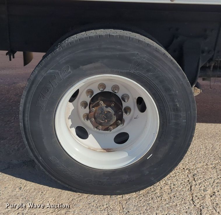 image for item NZ9303 2016 Freightliner Business Class M2 box truck