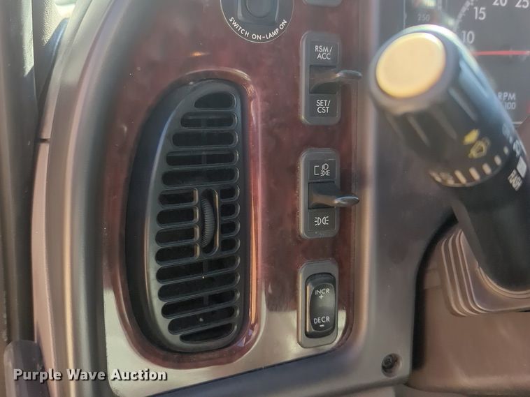 image for item NZ9304 2016 Freightliner Business Class M2 box truck