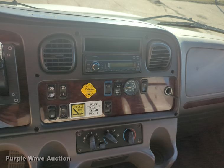 image for item NZ9304 2016 Freightliner Business Class M2 box truck