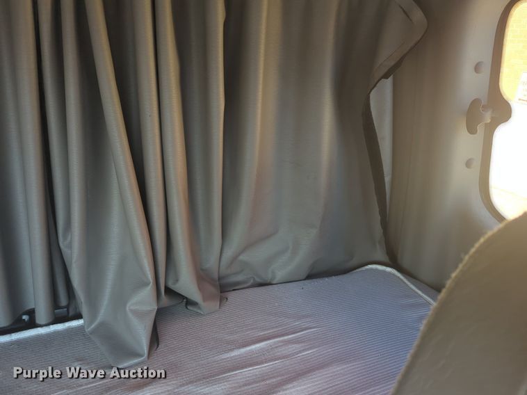 image for item NZ9304 2016 Freightliner Business Class M2 box truck