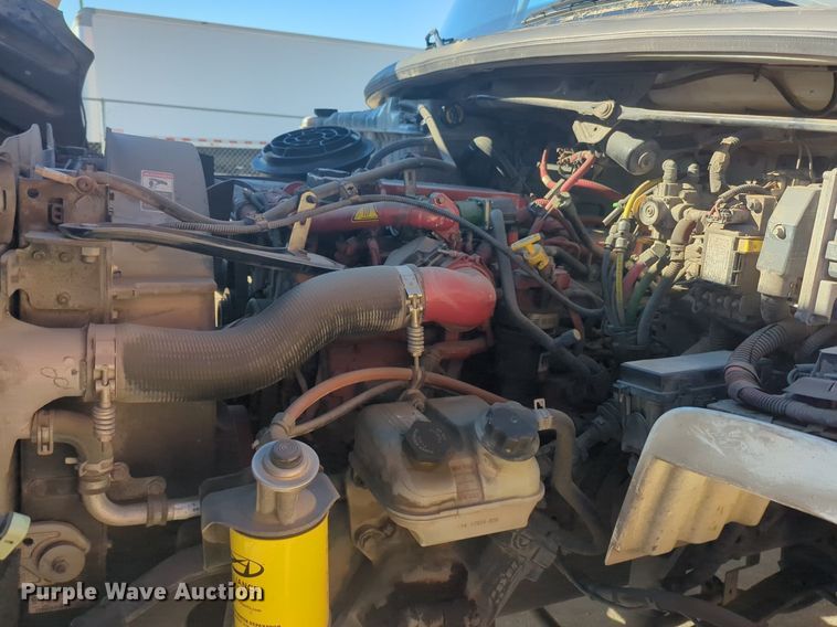 image for item NZ9304 2016 Freightliner Business Class M2 box truck