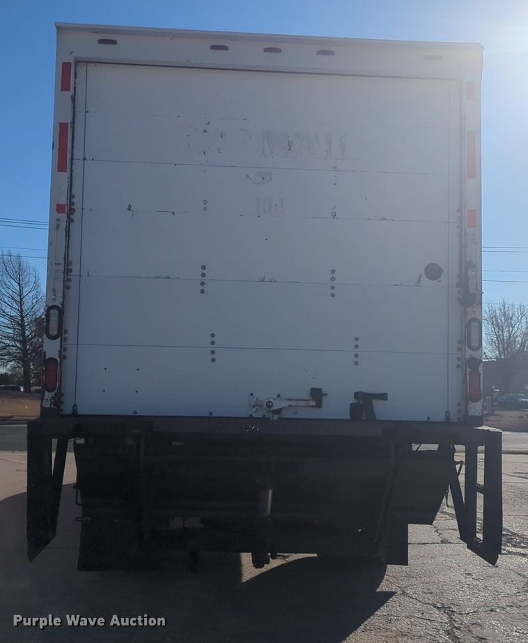 image for item NZ9305 2011 Hino 268 box truck