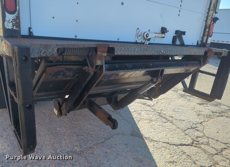 image for item NZ9305 2011 Hino 268 box truck