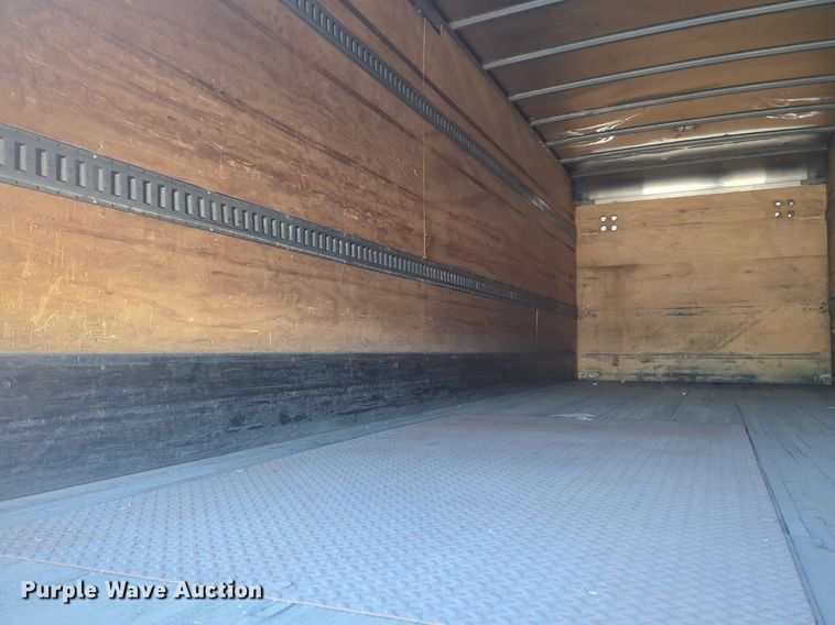 image for item NZ9305 2011 Hino 268 box truck