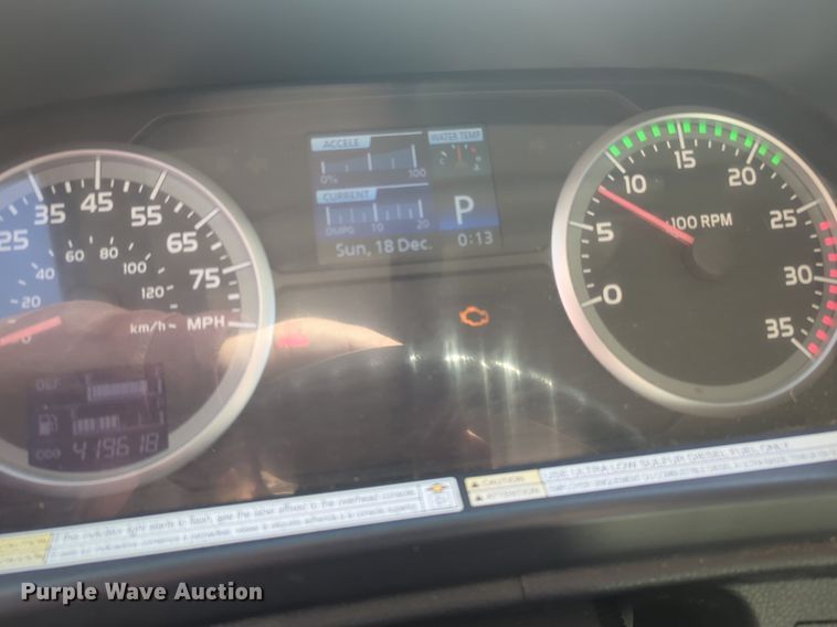 image for item NZ9305 2011 Hino 268 box truck