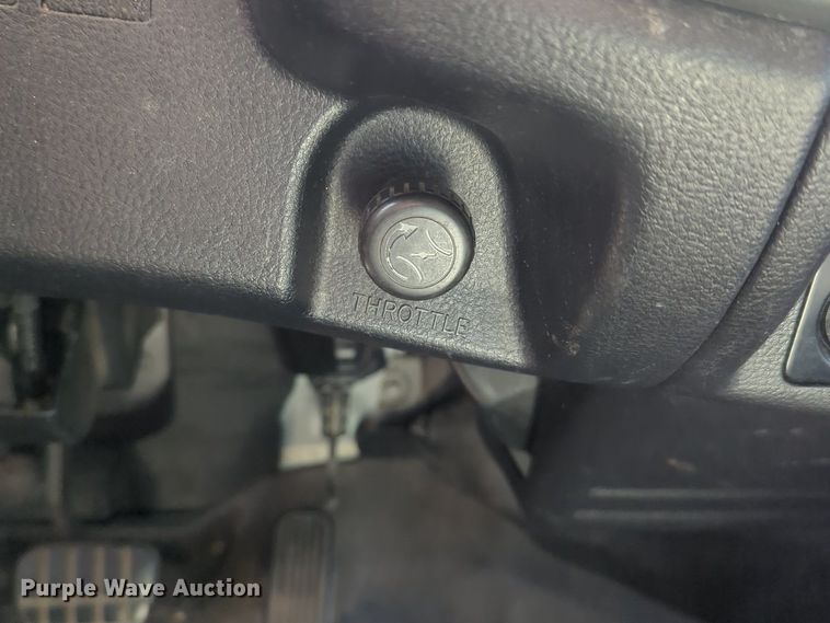 image for item NZ9305 2011 Hino 268 box truck