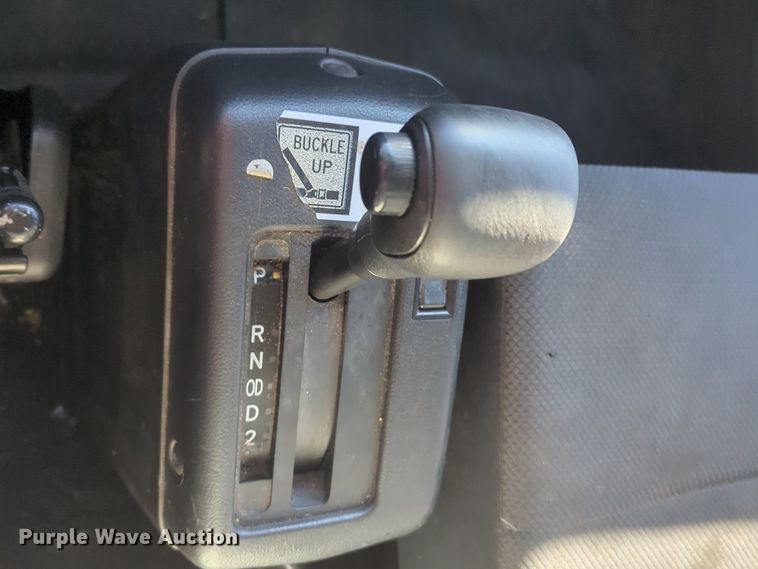 image for item NZ9305 2011 Hino 268 box truck