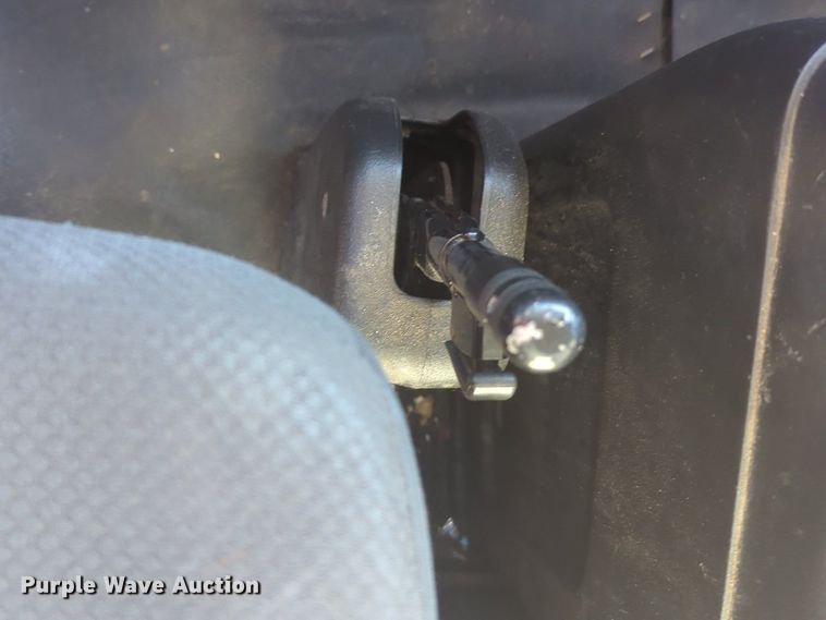 image for item NZ9305 2011 Hino 268 box truck