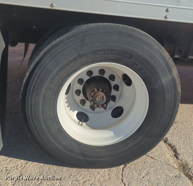 image for item NZ9305 2011 Hino 268 box truck