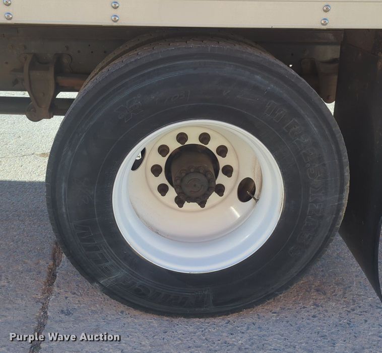 image for item NZ9305 2011 Hino 268 box truck